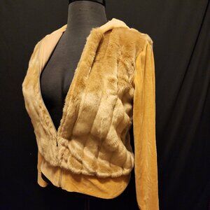 Bnwot (L) VS vint brand faux fur + Soft velvet full front zip + hoodie + lined